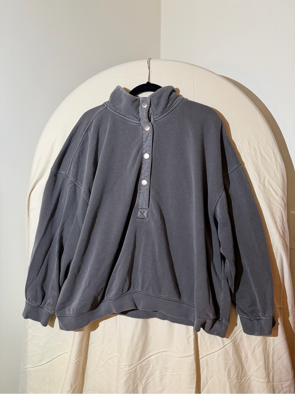 Oversized Snap-Front Pullover Sweatshirt — Charcoal Gray